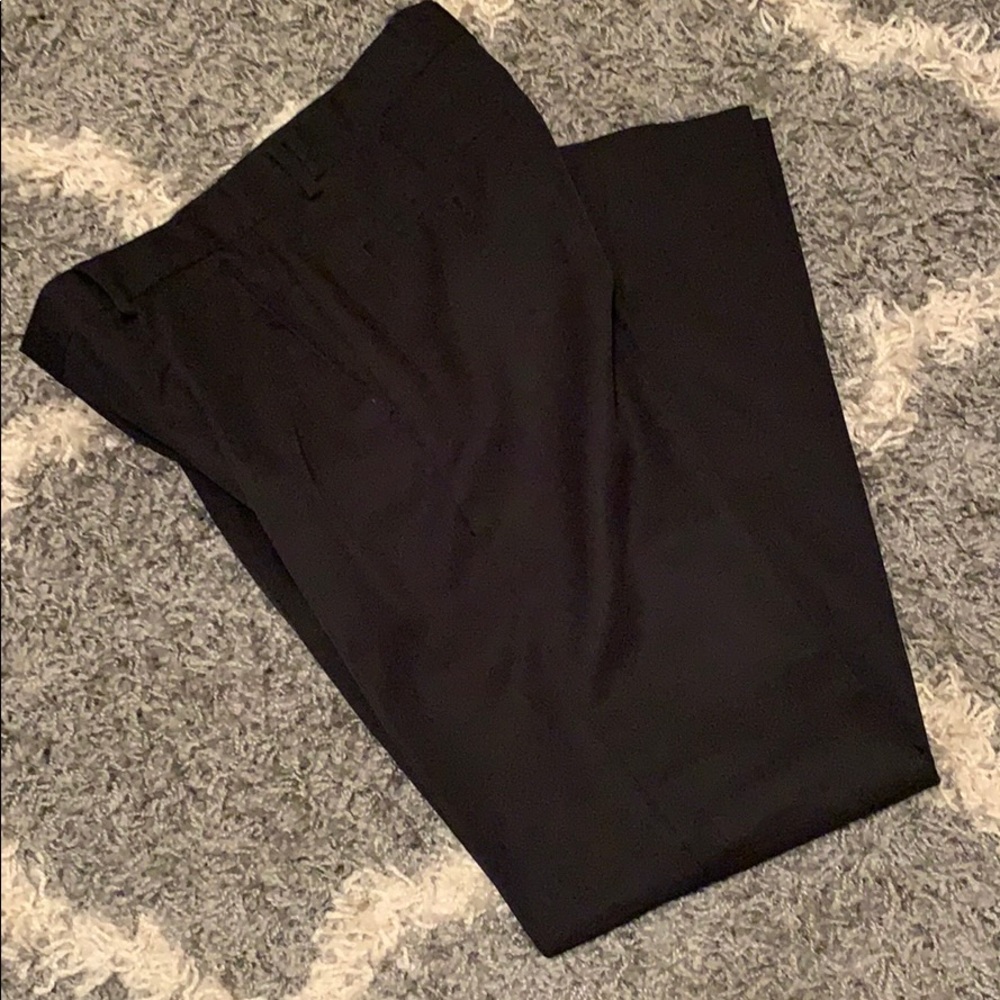 Van Heusen 30/32 dress pants